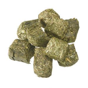 Alfalfa-Maize™ Cubes (Ontario Dehy Inc.)