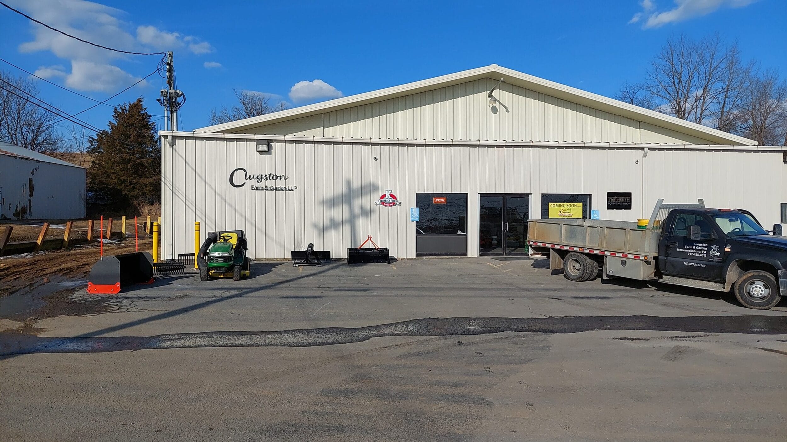 Clugston Farm & Garden - Feed Store