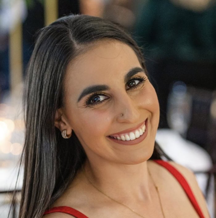 Julia Agahee - Coaches & Trainers